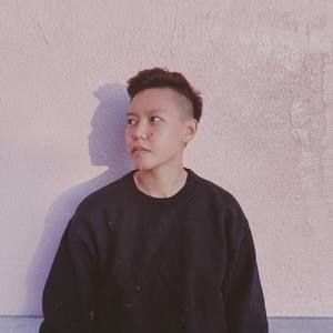 Meet your Posher, Esther